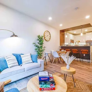 Act Now 40 Off! Stop Browsing Book 4queen Bds Apartment Newark